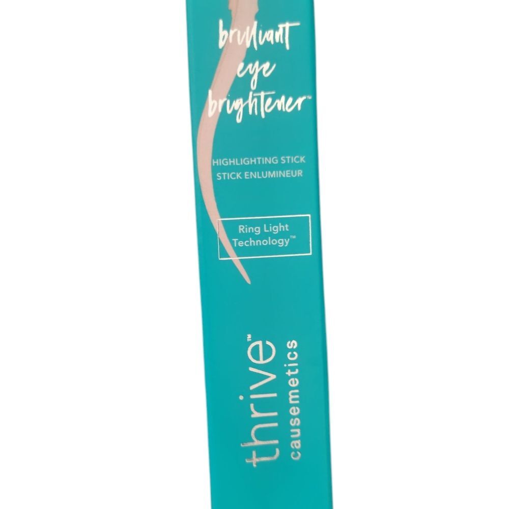 Thrive Causemetics Eye Brightener in Teal and Pink